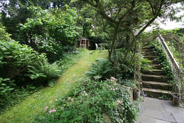 Wiesbaden Einfamilienhaus von LUXOR in Wiesbaden Immobilien-Makler