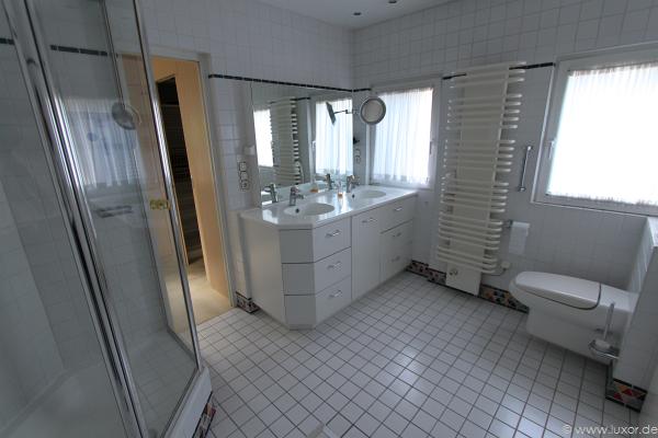 Wiesbaden Einfamilienhaus von LUXOR in Wiesbaden Immobilien-Makler