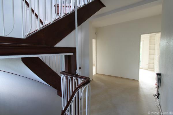 Expose mit Bildern H�user aus Wiesbaden - Immobilienmakler Luxor Liegenschaften