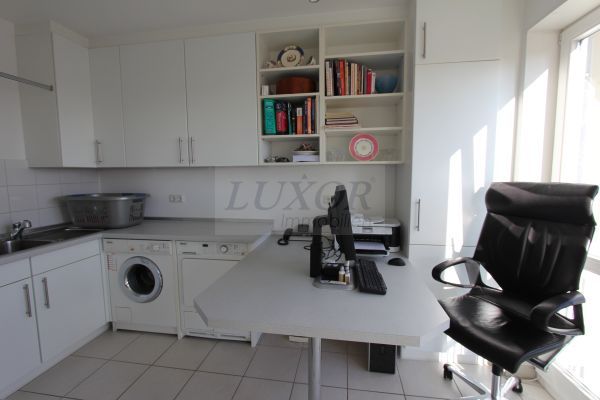 Die Stadt liegt Ihnen zu F�ssen - Moderne Villenetage im Komponistenviertel